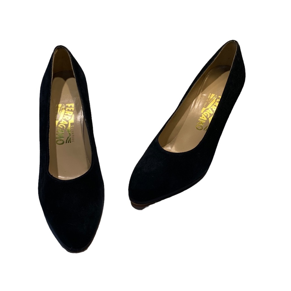 Salvatore Ferragamo Black Suede Classic Heels Women’s Size 9